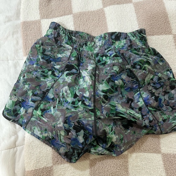 Lululemon athletic shorts - Picture 2 of 3